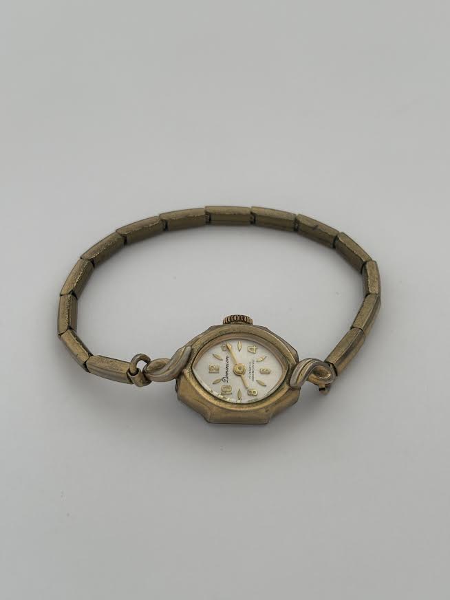 Gold Art Deco Expandable Watch